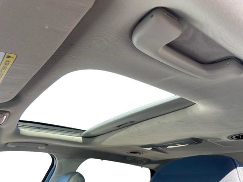 Used 2022 Kia Telluride EX w/ EX Premium Package image 6