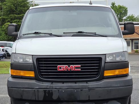 Used 2018 GMC Savana 2500 w/ Communications Package RWD image 2