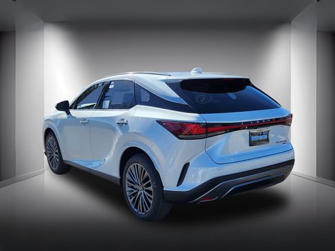 New 2026 Lexus RX 450h 450h+ Luxury image 3