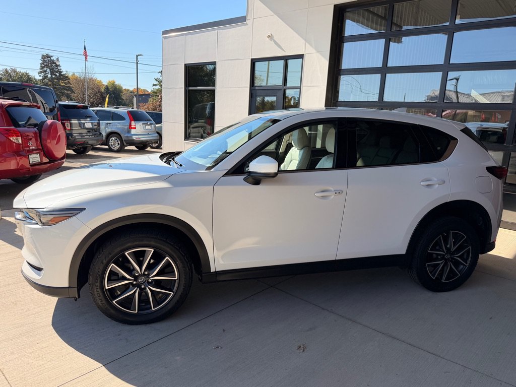 Used 2018 MAZDA CX-5 Grand Touring w/ Premium Package AWD/4WD image 4