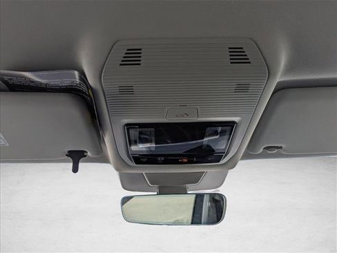 New 2026 Volkswagen Tiguan SE FWD image 20