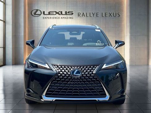 New 2026 Lexus UX 300h AWD image 2