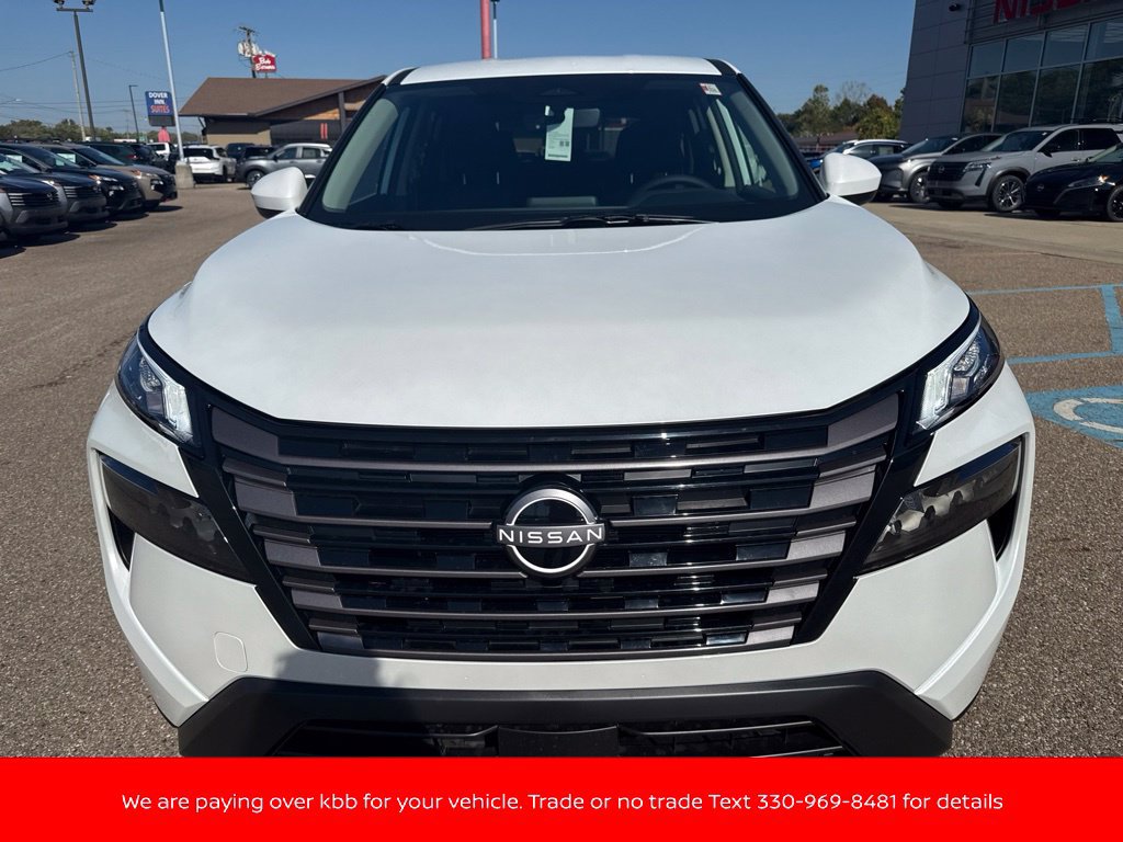 New 2027 Nissan Rogue SV AWD/4WD image 2