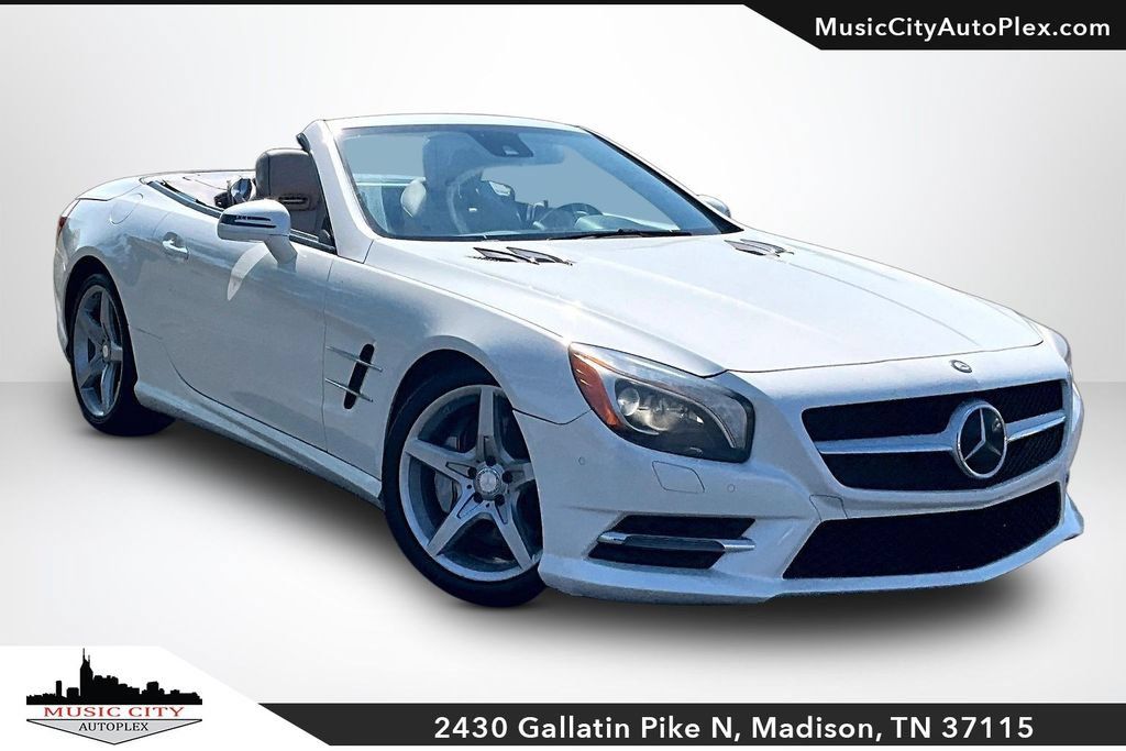 Used 2013 Mercedes-Benz SL 550 image 1