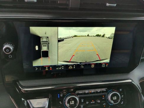Used 2024 GMC Sierra 1500 AT4 w/ Technology Package AWD/4WD image 27