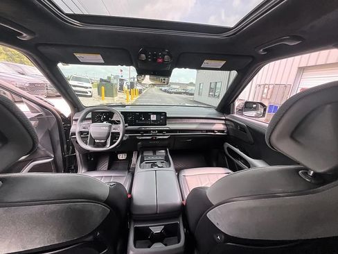 Used 2027 Kia Telluride SX Prestige X-Line w/ Towing Package AWD/4WD image 37