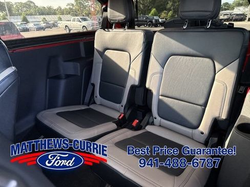 Used 2023 Ford Bronco Wildtrak AWD/4WD image 13