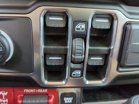 New 2023 Jeep Wrangler Unlimited Rubicon 4xe w/ Cold Weather Group image 24