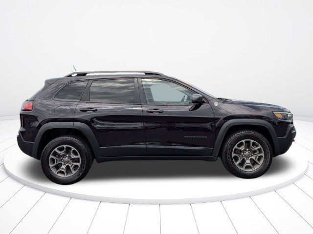 Used 2021 Jeep Cherokee Trailhawk AWD/4WD image 2