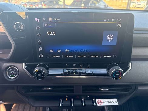 Used 2023 Chevrolet Colorado W/T image 19