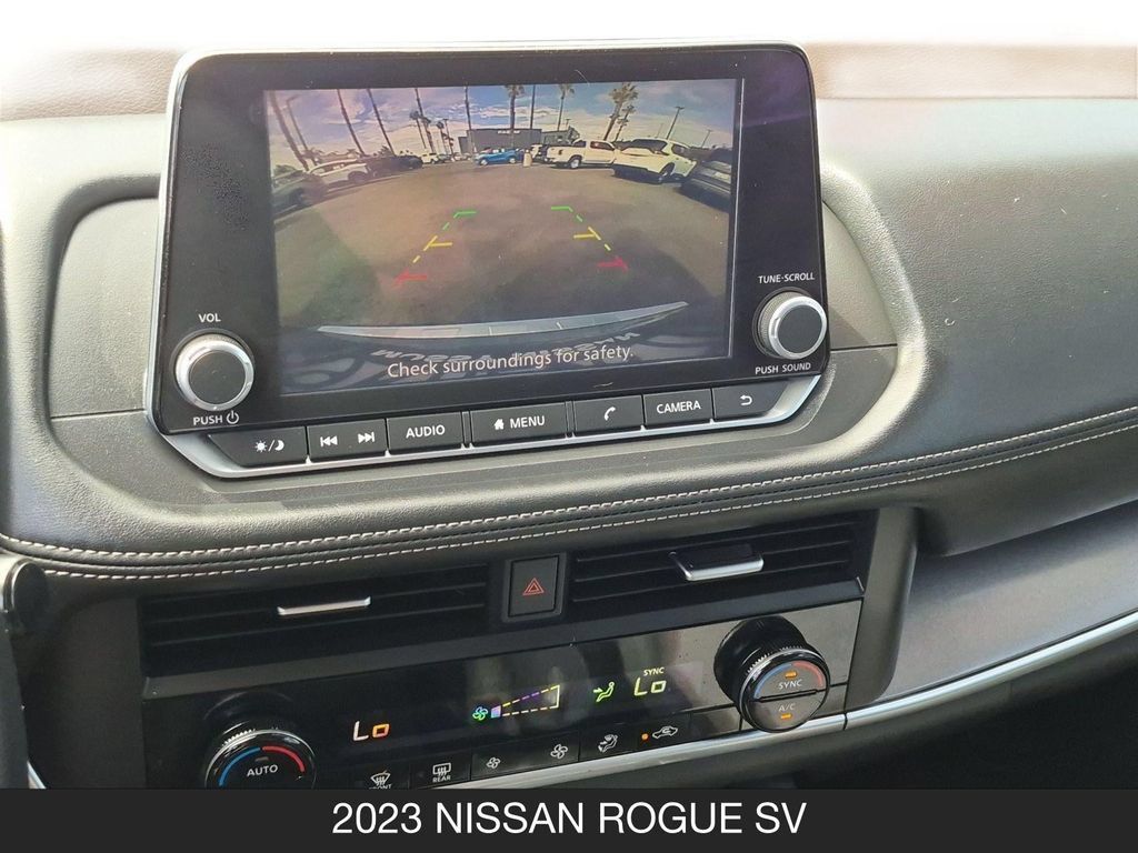 Used 2023 Nissan Rogue SV FWD image 22
