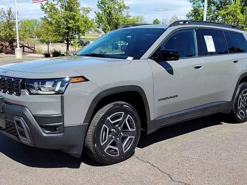 New 2026 Jeep Cherokee Limited AWD/4WD image 4