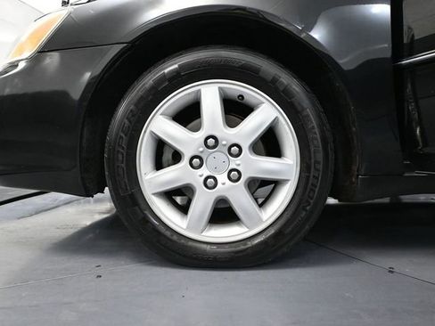 Used 2002 Toyota Avalon XL image 16