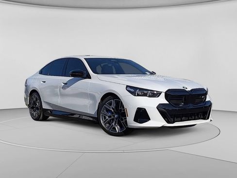 Used 2024 BMW i5 M60 AWD/4WD image 5