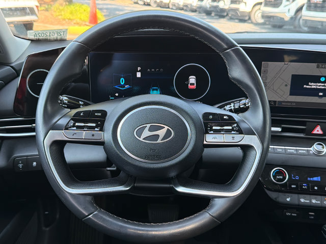 Used 2024 Hyundai Elantra SEL w/ Convenience Package FWD image 23