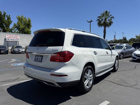 Used 2013 Mercedes-Benz GL 450 4MATIC image 3