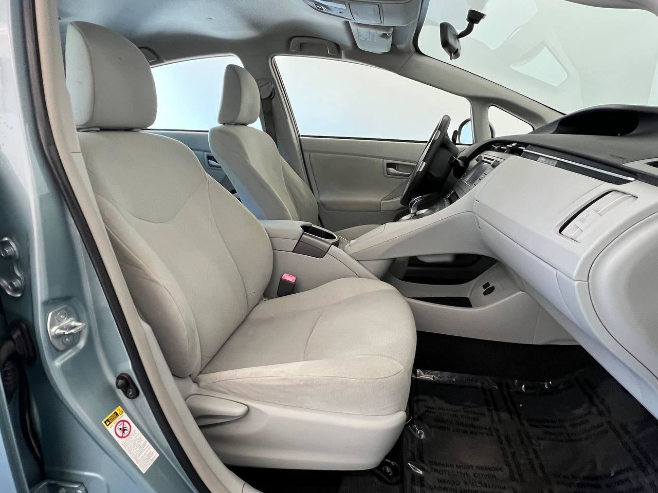 Used 2013 Toyota Prius Two FWD image 12