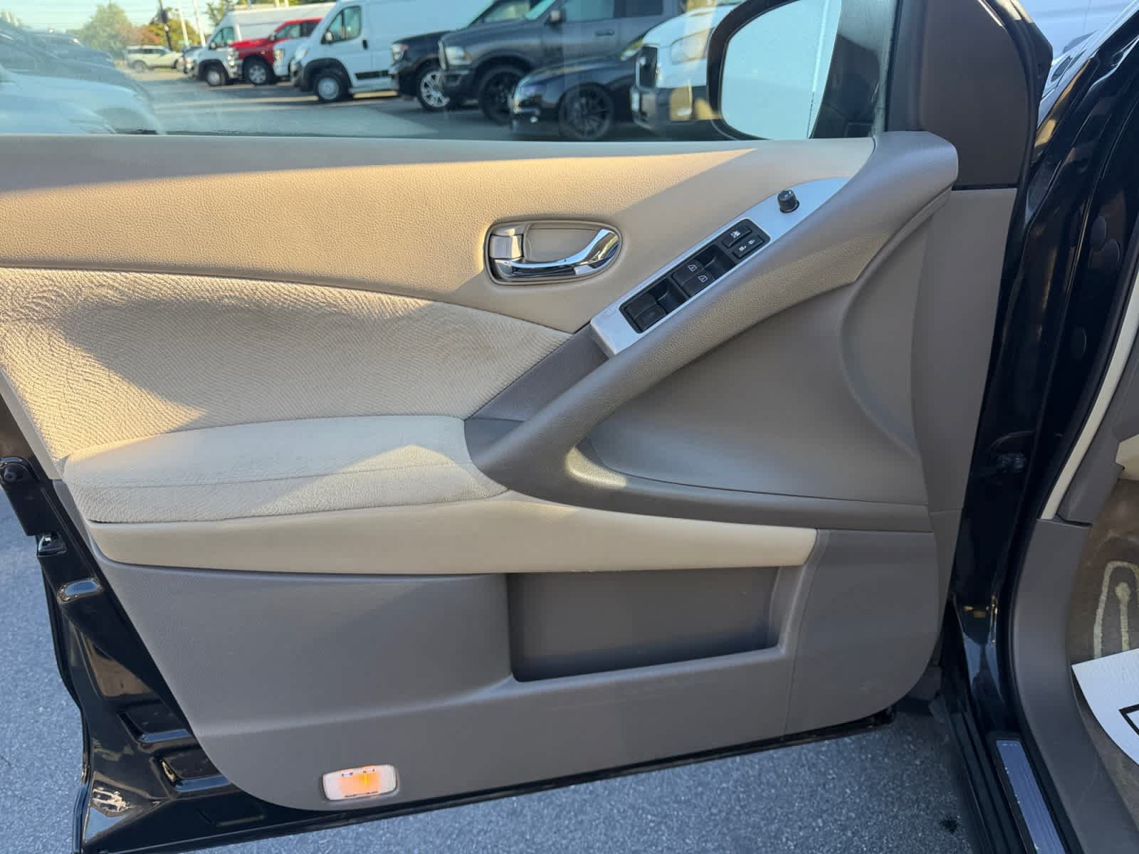 Used 2014 Nissan Murano S AWD/4WD image 14