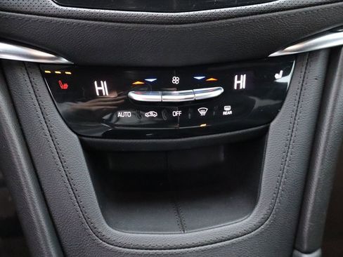 Used 2021 Cadillac XT5 Premium Luxury image 26