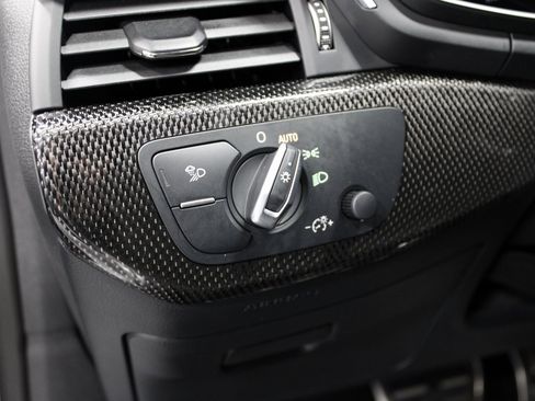 Used 2024 Audi S5 Premium image 23