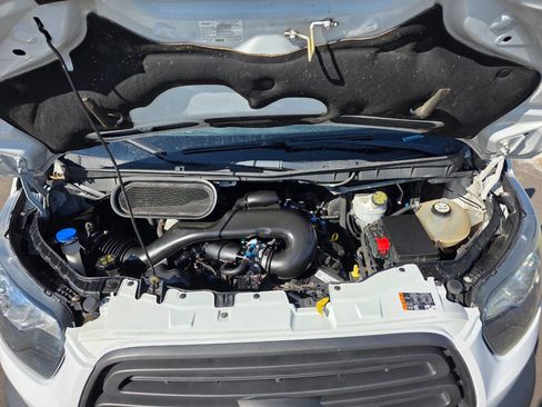 Used 2015 Ford Transit 350 XL image 4