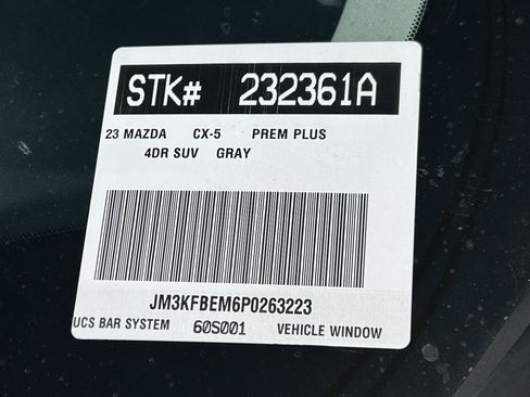 Used 2023 MAZDA CX-5 AWD 2.5 S w/ Premium Plus Pkg image 11