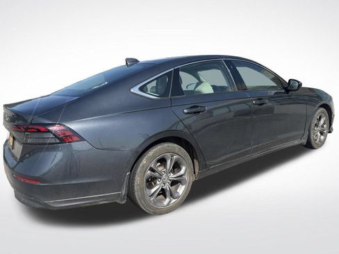 Used 2024 Honda Accord EX image 10