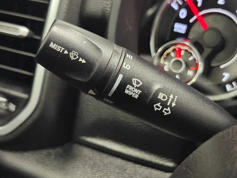 Used 2021 RAM 1500 Big Horn AWD/4WD image 41