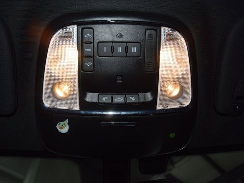 Used 2017 Jeep Grand Cherokee Limited image 51