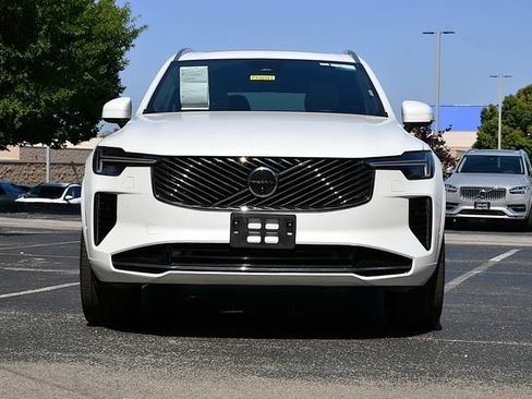 Used 2026 Volvo XC90 B6 Plus AWD/4WD image 2