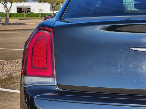 Used 2023 Chrysler 300 Touring L w/ Popular Equipment Group image 15