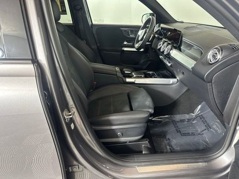 Certified 2023 Mercedes-Benz GLB 250 image 14