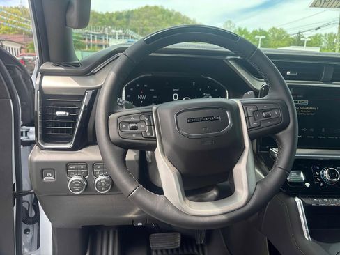 New 2026 GMC Sierra 1500 Denali image 15