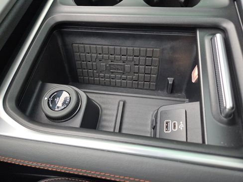 Used 2025 Ford Expedition Max Active image 11