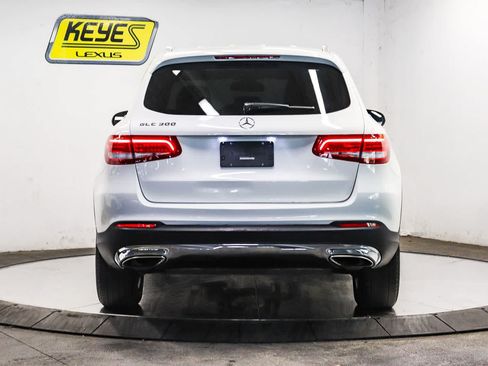 Used 2018 Mercedes-Benz GLC 300 image 3
