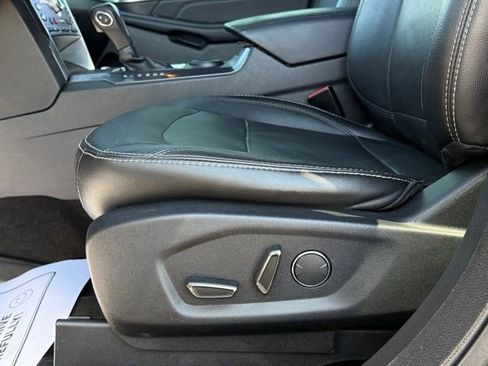 Used 2018 Ford Explorer Limited image 14