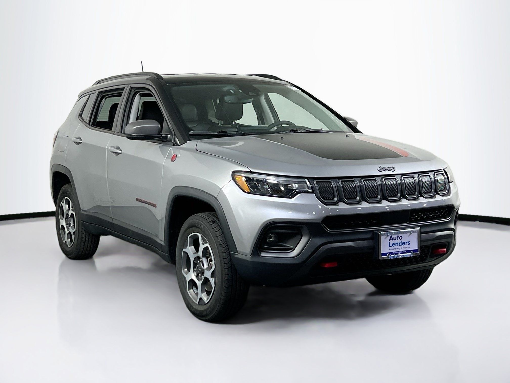 Used 2022 Jeep Compass Trailhawk AWD/4WD image 3