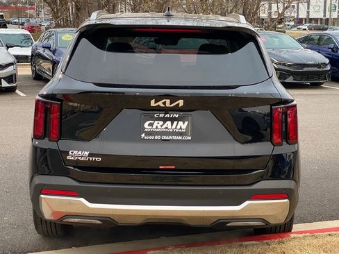 New 2026 Kia Sorento S image 8