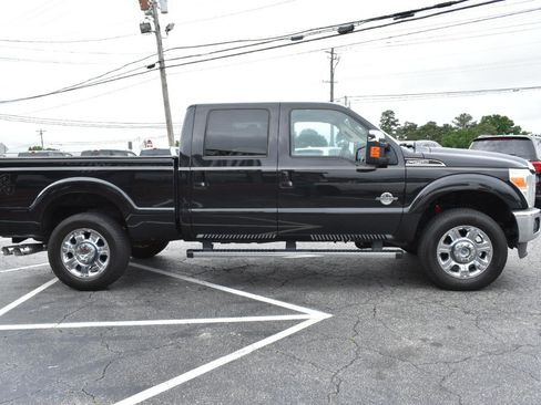Used 2015 Ford F250 Lariat w/ Chrome Package AWD/4WD image 5
