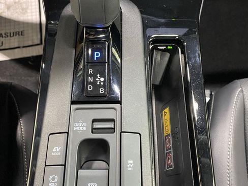 Certified 2026 Toyota Prius AWD image 31