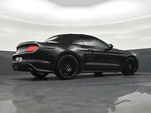 Used 2020 Ford Mustang Premium RWD image 22