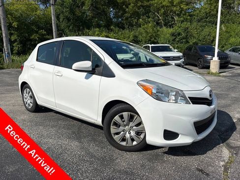 Used 2013 Toyota Yaris LE FWD image 1