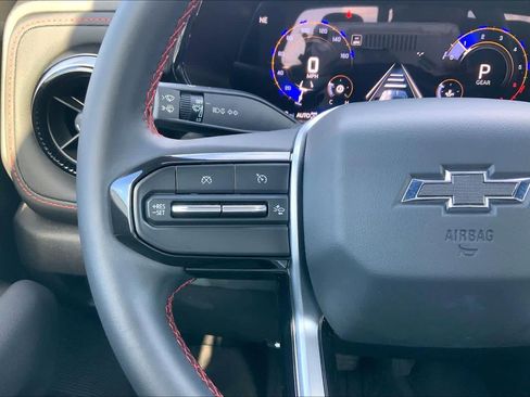 Certified 2024 Chevrolet Colorado Z71 w/ LPO, Dark Essentials Package image 23