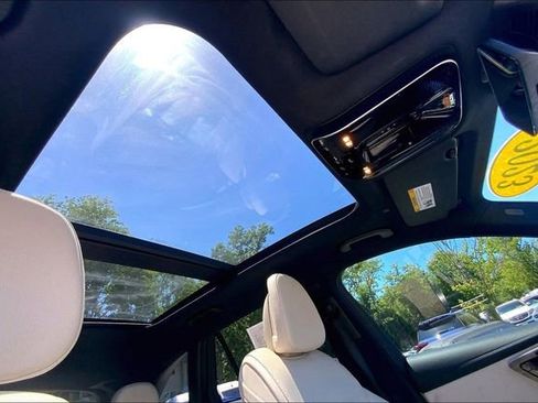 Certified 2023 Mercedes-Benz GLC 300 4MATIC image 11