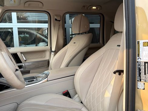 Used 2025 Mercedes-Benz G 63 AMG 4MATIC image 6