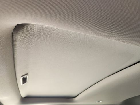 Used 2025 Honda HR-V EX-L image 24