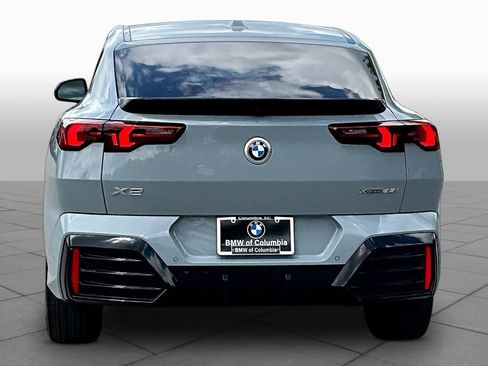 Certified 2025 BMW X2 xDrive28i AWD/4WD image 4