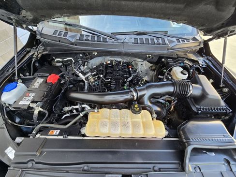 Used 2018 Ford F150 Lariat image 14