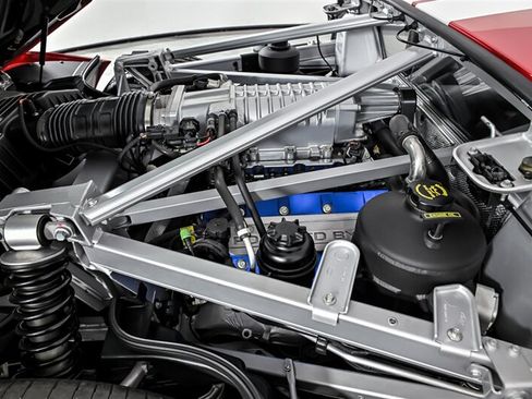 Used 2005 Ford GT RWD image 26