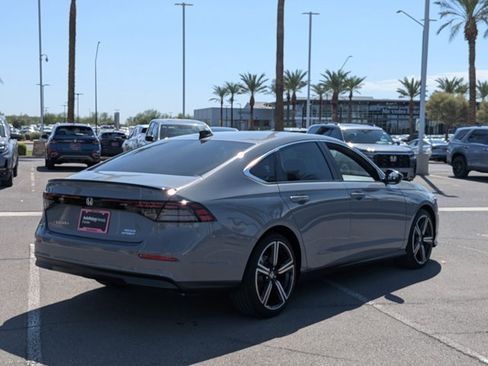 Used 2023 Honda Accord Sport image 5